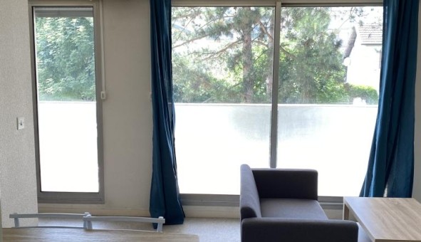 Logement tudiant Location Studio Vide Dijon (21000)