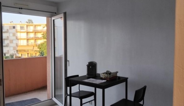 Logement tudiant Location Studio Vide Dijon (21000)