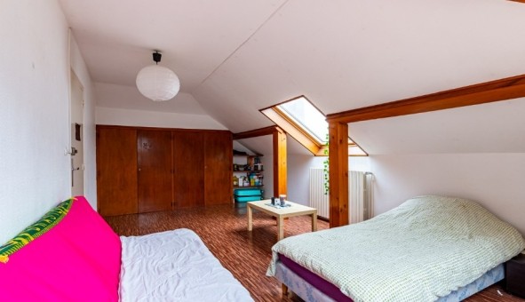 Logement étudiant Location Studio Vide Dijon (21000)