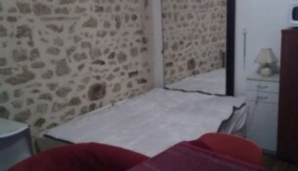 Logement tudiant Location Studio Vide Dompierre les glises (87190)