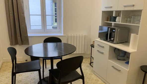 Logement tudiant Studio à Dorat (63300)