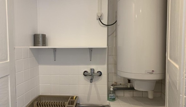 Logement tudiant Studio à Dorat (63300)