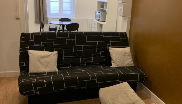 Logement tudiant Studio à Dorat (63300)