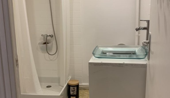 Logement tudiant Studio à Dorat (63300)