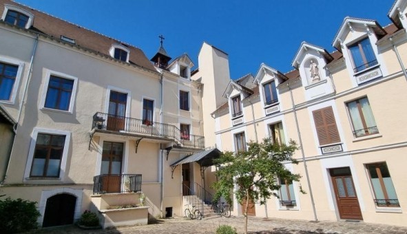 Logement tudiant Studio à cuelles (77250)