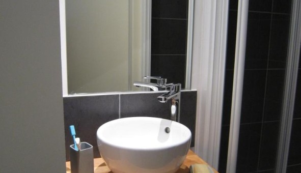 Logement �tudiant Studio &agrave; �cully (69130)