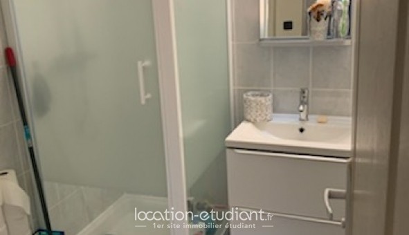 Logement �tudiant Studio &agrave; �cully (69130)