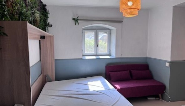 Logement �tudiant Studio &agrave; �cully (69130)