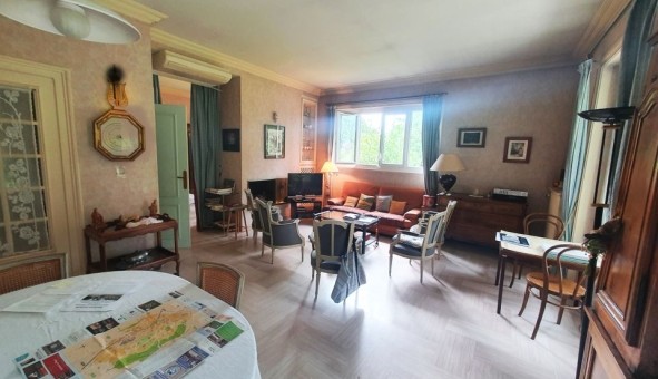 Logement �tudiant Studio &agrave; �cully (69130)