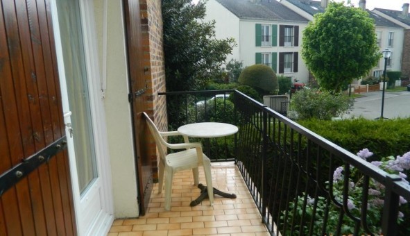 Logement tudiant Studio à lancourt (78990)