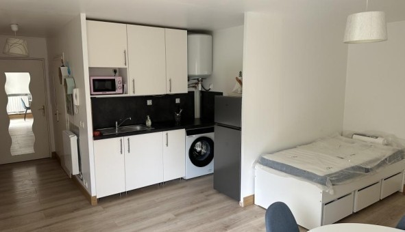 Logement tudiant Location Studio Vide lancourt (78990)