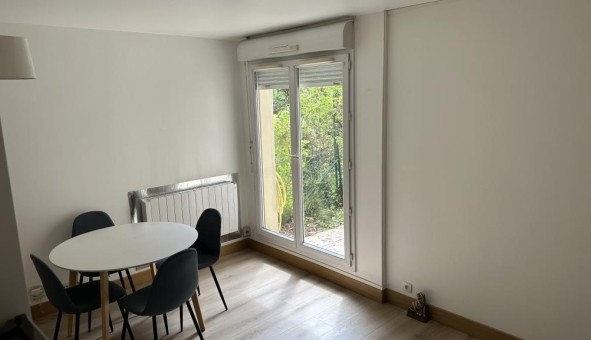 Logement tudiant Studio à lancourt (78990)