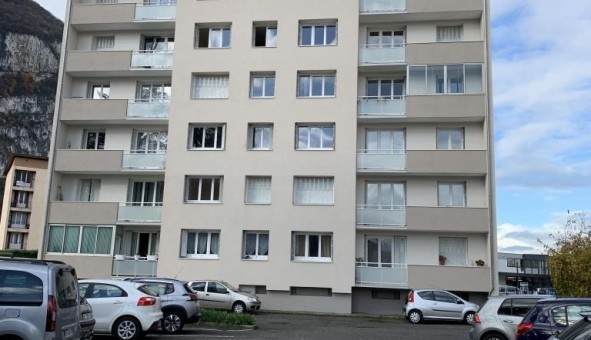 Logement �tudiant Studio &agrave; Engins (38360)