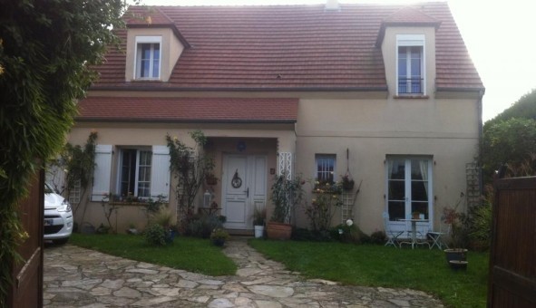 Logement tudiant Location Studio Vide Ennery (95300)