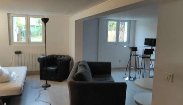 Logement tudiant Studio à pinay sur Orge (91360)