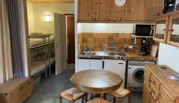 Logement tudiant Studio à Err (66800)