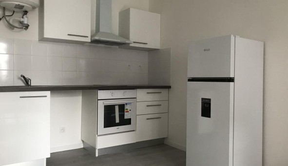 Logement tudiant Location Studio Vide Essigny le Petit (02100)