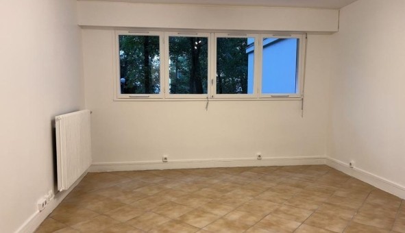 Logement �tudiant Studio &agrave; �vry (91000)