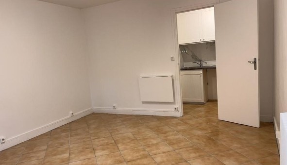 Logement �tudiant Studio &agrave; �vry (91000)