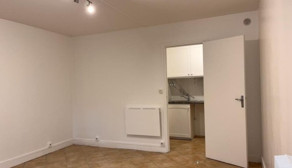 Logement �tudiant Studio &agrave; �vry (91000)