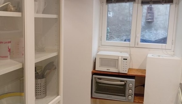 Logement �tudiant Studio &agrave; Eygui�res (13430)