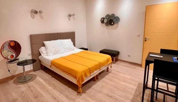 Logement tudiant Studio à Eyragues (13630)