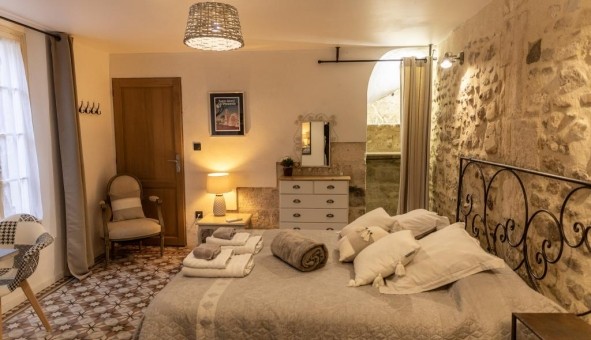 Logement tudiant Studio à Eyragues (13630)