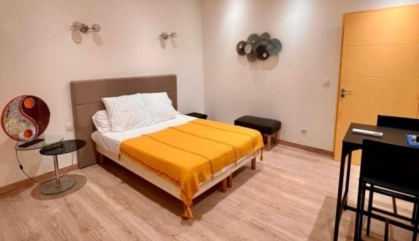 Logement �tudiant Studio &agrave; Eyragues (13630)