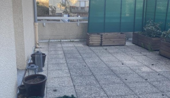 Logement �tudiant Studio &agrave; Ferney Voltaire (01210)