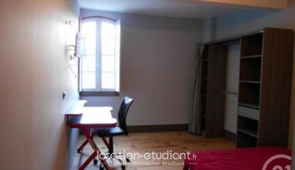 Logement tudiant Studio à Foix (09000)