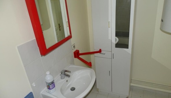 Logement tudiant Studio à Follainville Dennemont (78520)