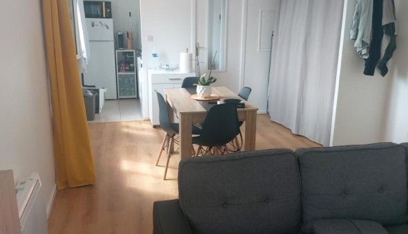 Logement tudiant Location Studio Vide Follainville Dennemont (78520)