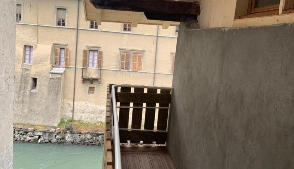 Logement tudiant Studio à Fontaine le Puits (73600)