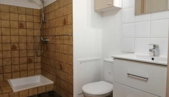 Logement tudiant Studio à Fontaine le Puits (73600)