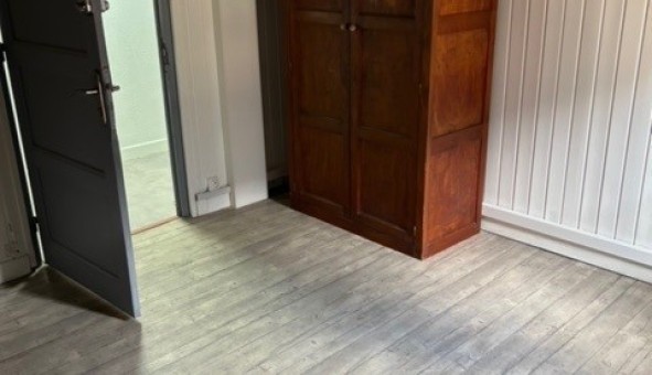 Logement tudiant Location Studio Vide Fontaine le Puits (73600)