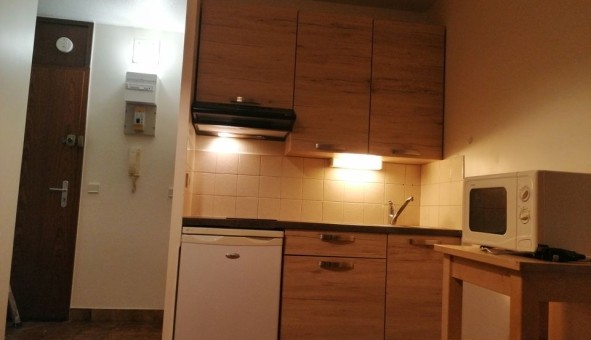Logement �tudiant Studio &agrave; Fontaine le Puits (73600)