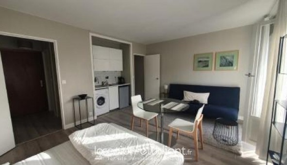 Logement tudiant Studio à Fontainebleau (77300)