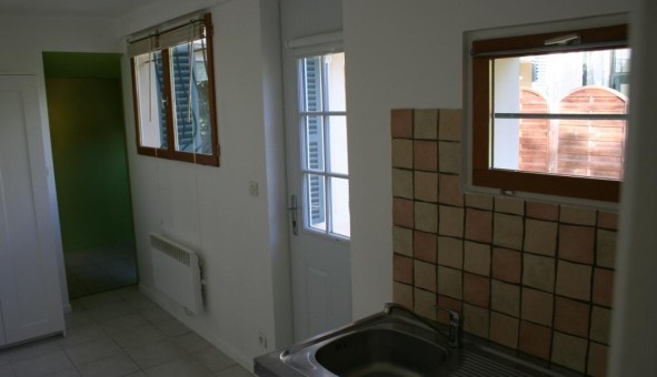 Logement �tudiant Studio &agrave; Fontainebleau (77300)