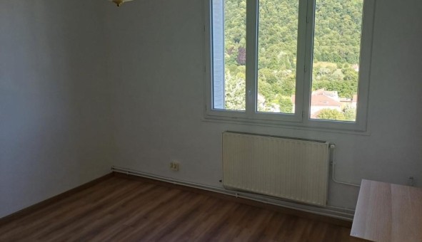 Logement tudiant Studio à Fontanil Cornillon (38120)