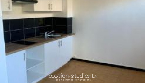 Logement tudiant Studio à Fontenay le Fleury (78330)