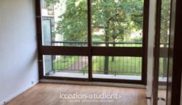 Logement tudiant Studio à Fontenay le Fleury (78330)