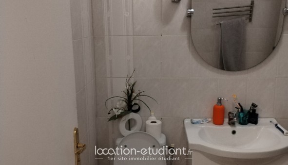Logement étudiant Studio à Fontenay le Fleury (78330)