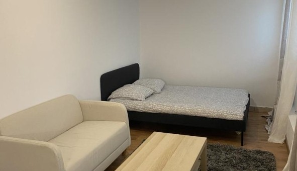Logement tudiant Studio à Fontenay le Fleury (78330)