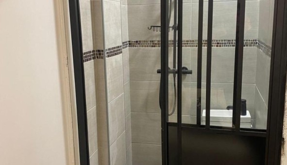 Logement tudiant Studio à Fontenay le Fleury (78330)