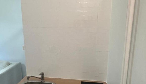 Logement tudiant Studio à Fontenay le Fleury (78330)