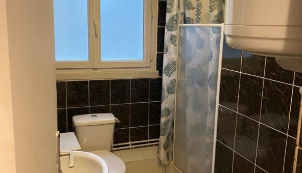 Logement �tudiant Studio &agrave; Fontenay le Fleury (78330)