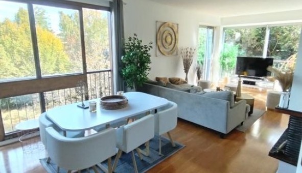 Logement �tudiant Studio &agrave; Fontenay le Fleury (78330)