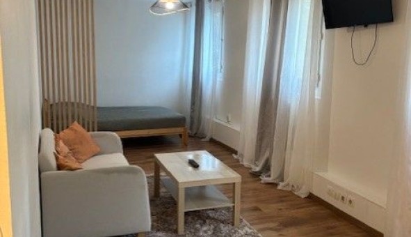 Logement �tudiant Location Studio Vide Fontenay le Fleury (78330)