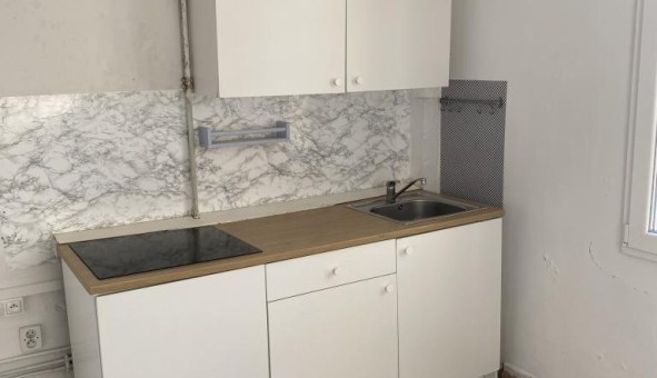Logement tudiant Studio à Fontenay sous Bois (94120)