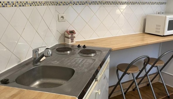 Logement étudiant Location Studio Vide Fontenay sous Bois (94120)